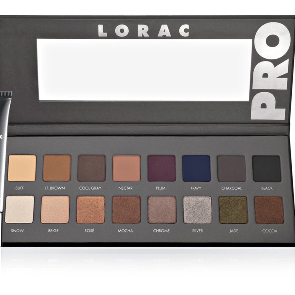 Lorac pro eyeshadow palette